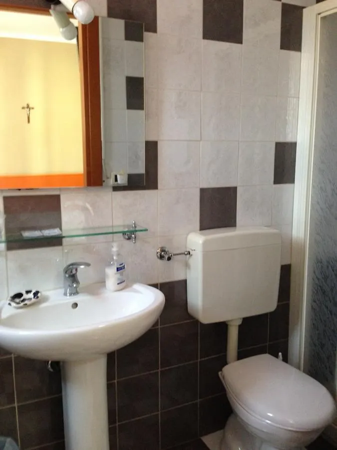 Hotel Lo Scoglio Castelnuovo del Garda